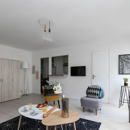 - Studio - Pere-lachaise Apartment *